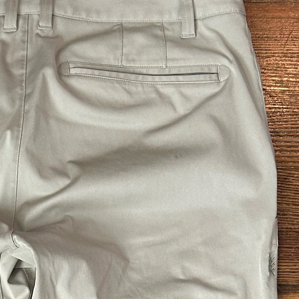 Rhone commuter size 31 men’s Tan Pants - Picture 7 of 8